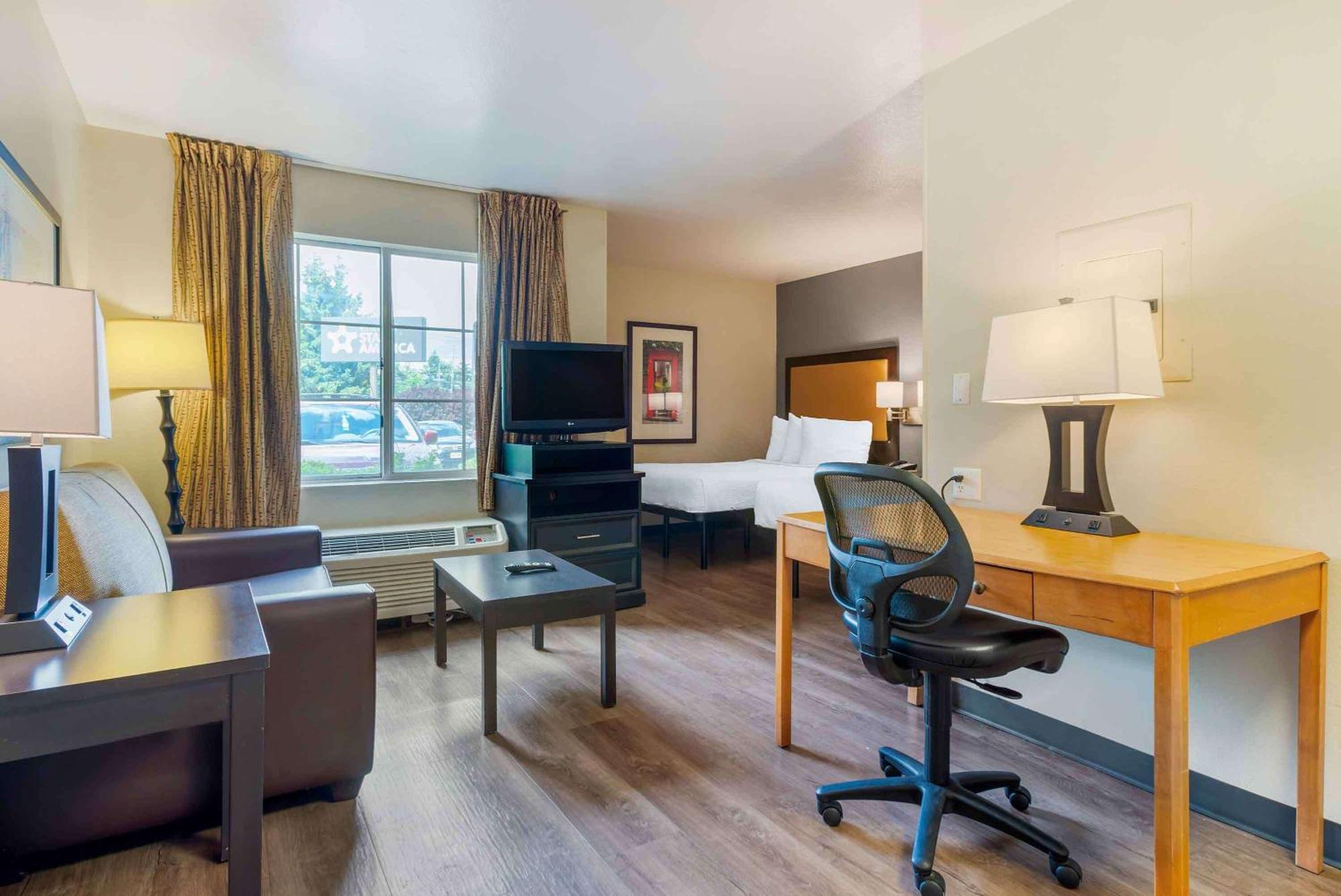 เอ็กซ์เทนด์ สเตย์ อเมริกา พิสแคตะเวย์ รัตเกอร์ส ยูนิเวอร์ซิตี้ Hotel Randolphville ภายนอก รูปภาพ