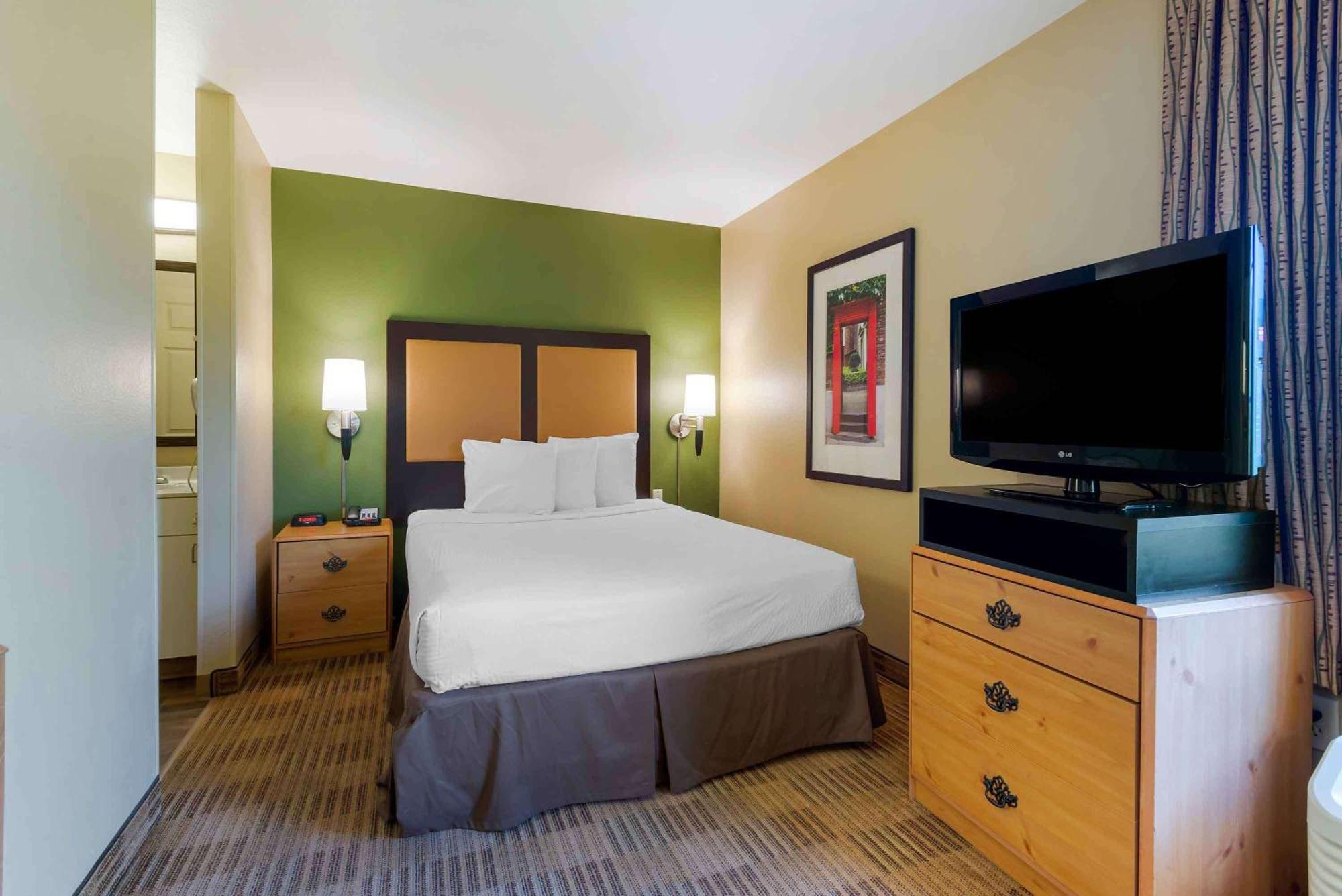 เอ็กซ์เทนด์ สเตย์ อเมริกา พิสแคตะเวย์ รัตเกอร์ส ยูนิเวอร์ซิตี้ Hotel Randolphville ภายนอก รูปภาพ