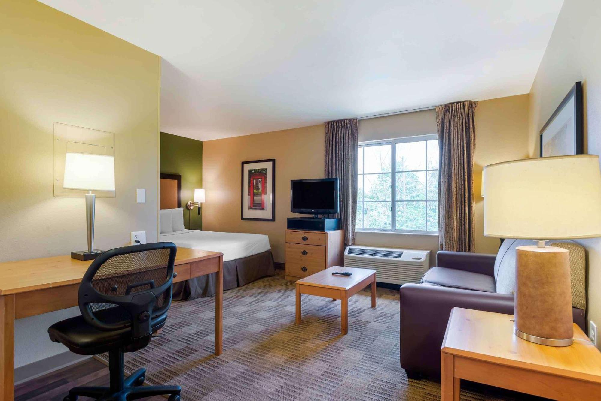 เอ็กซ์เทนด์ สเตย์ อเมริกา พิสแคตะเวย์ รัตเกอร์ส ยูนิเวอร์ซิตี้ Hotel Randolphville ภายนอก รูปภาพ
